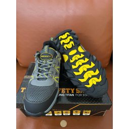 Giày bảo hộ TITAN siêu nhẹ